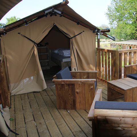 UNIEKE ACCOMMODATIE 6 personen - Boomhut tent aan de Regge met privé sanitair