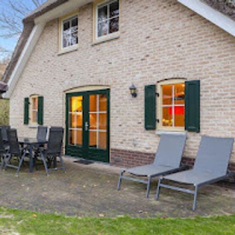 VAKANTIEHUIS 6 personen - 6DLK (max. 4 adults & 2 kids)