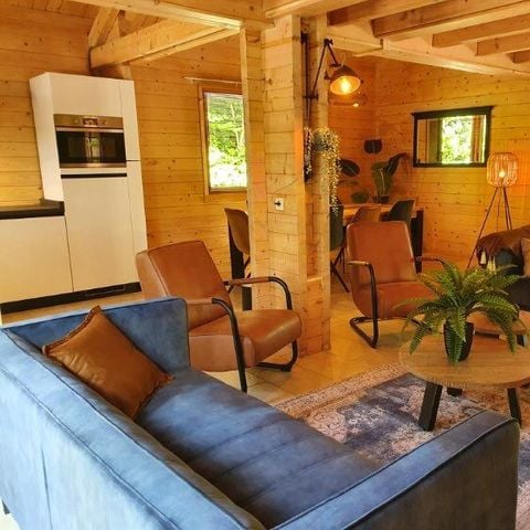 VAKANTIEHUIS 6 personen - houten Wellness Bosvilla