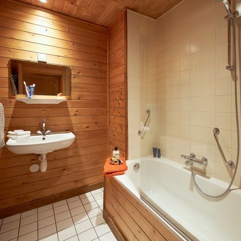 Bungalow 6 personen - Damhert Hottub & Sauna