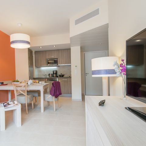 APPARTEMENT 6 personen - - 2 bedrooms - Balcony - South facing