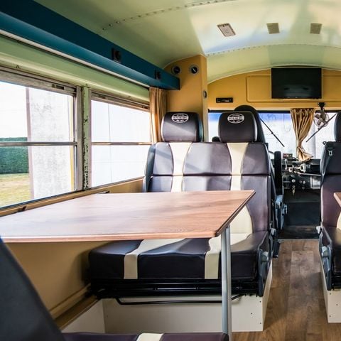 UNIEKE ACCOMMODATIE 4 personen - Schoolbus Papillon