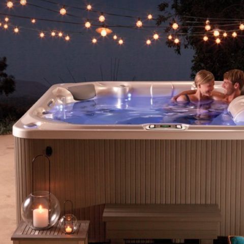 Bungalow 4 personen - met jacuzzi