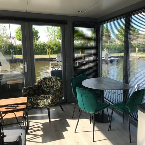 UNIEKE ACCOMMODATIE 4 personen - Houseboat Heeg 4 persoons