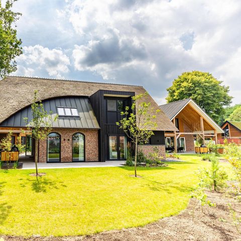 Villa 10 personen - Boerderij Villa Wellness