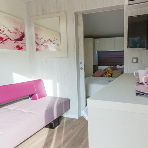 Stacaravan 2 personen - Mobile-home | Comfort | 1 Slaapkamers | 2 Pers. | Verhoogd terras | Airconditioning | TV